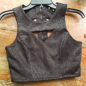 Monteau Tank top women’s Small faux leather cropped Black zipper Tank Top moto